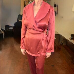 La Perla

Elegant 100% silk Wrap Top and Pants Set